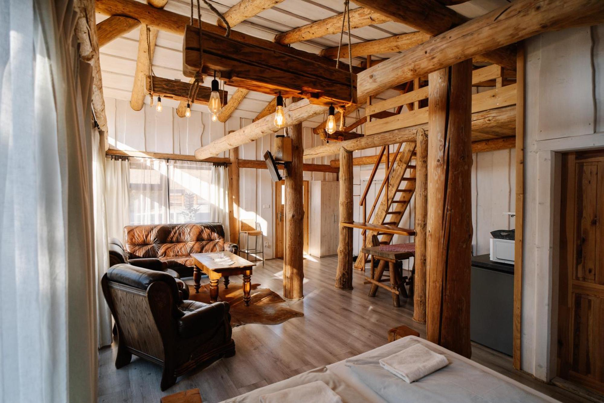 Gazdovsky Dvor B&B S Mini Wellness Bešeňová Esterno foto