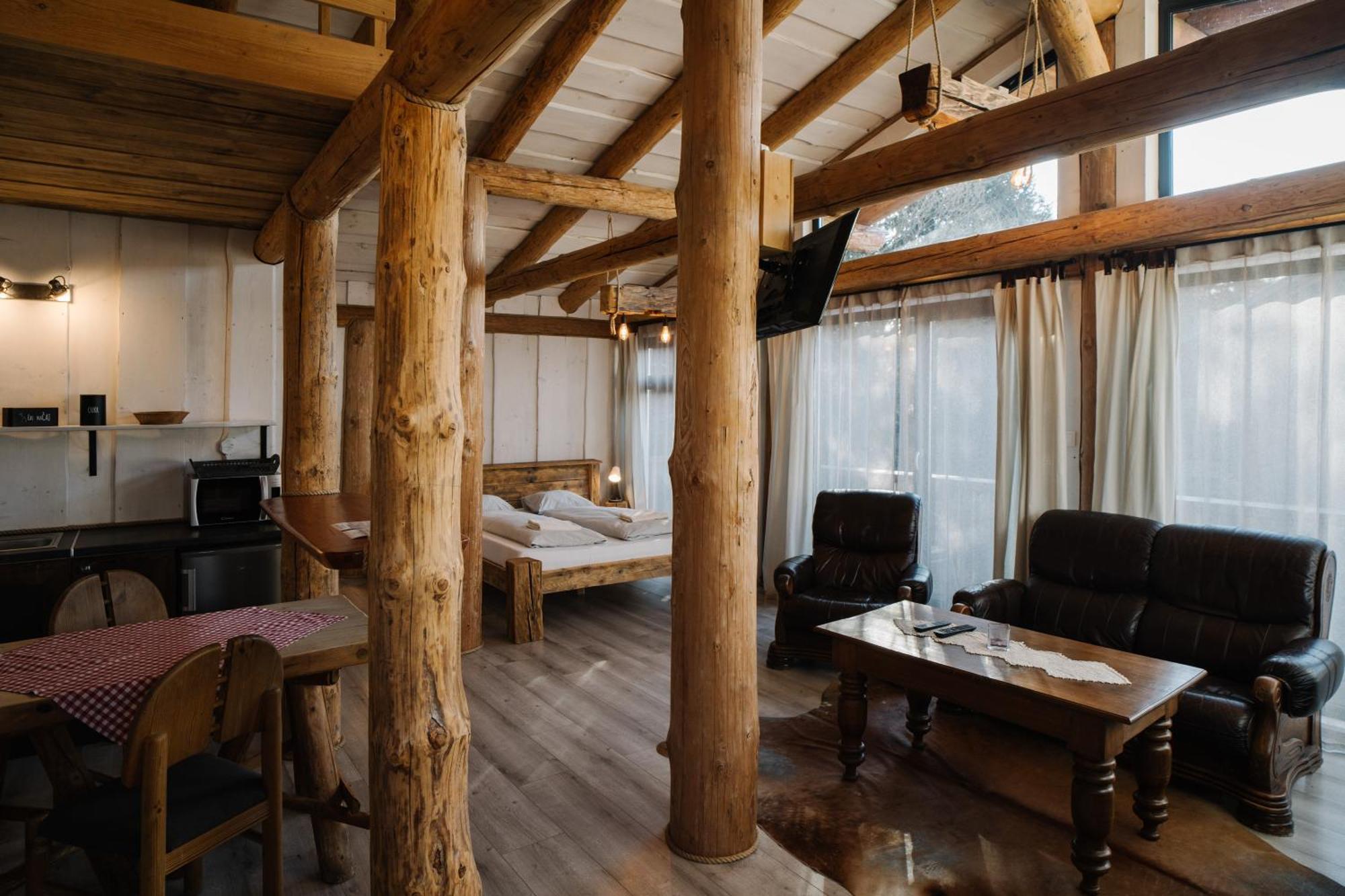 Gazdovsky Dvor B&B S Mini Wellness Bešeňová Esterno foto
