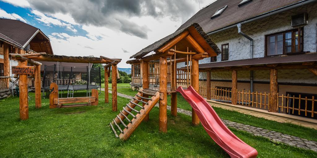 Gazdovsky Dvor B&B S Mini Wellness Bešeňová Esterno foto
